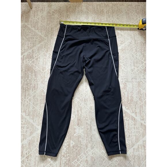 ATHLETA Black Reflective Tailwind 7/8 Tight Size‎ Large - Picture 10 of 14